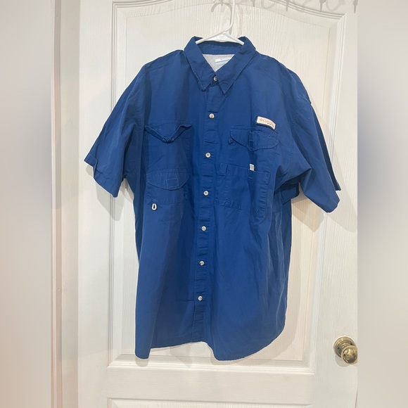 FINAL PRICE Men's Blue Columbia Short Sleeve Shirt - Picture 1 of 5